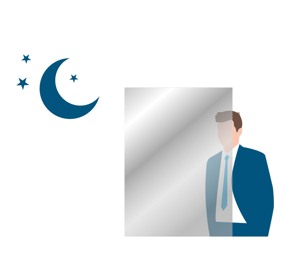 Fenster mit Spiegelfolie ist bei Nacht durchsichtig
